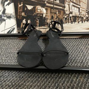 Aldo Sandals